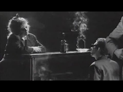 You are currently viewing The Story Of The Pogues & Kirsty McColl Fairytale of new york The full Story 1 of 1
