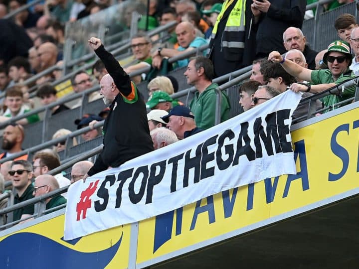 Ireland fans interrupt game in protest of upcoming Israel match