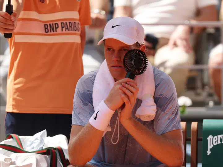 Top seed Sinner exits French Open
