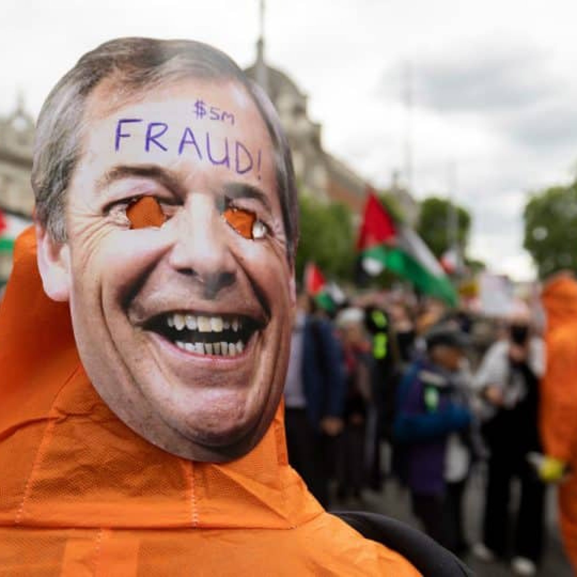 Farage tells unions to ditch Labour for racist Reform