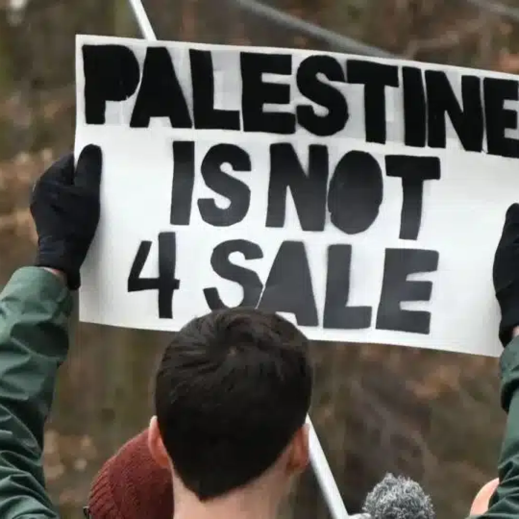 Watch: Met violently arresting Jews for protesting sale of stolen Palestinian land