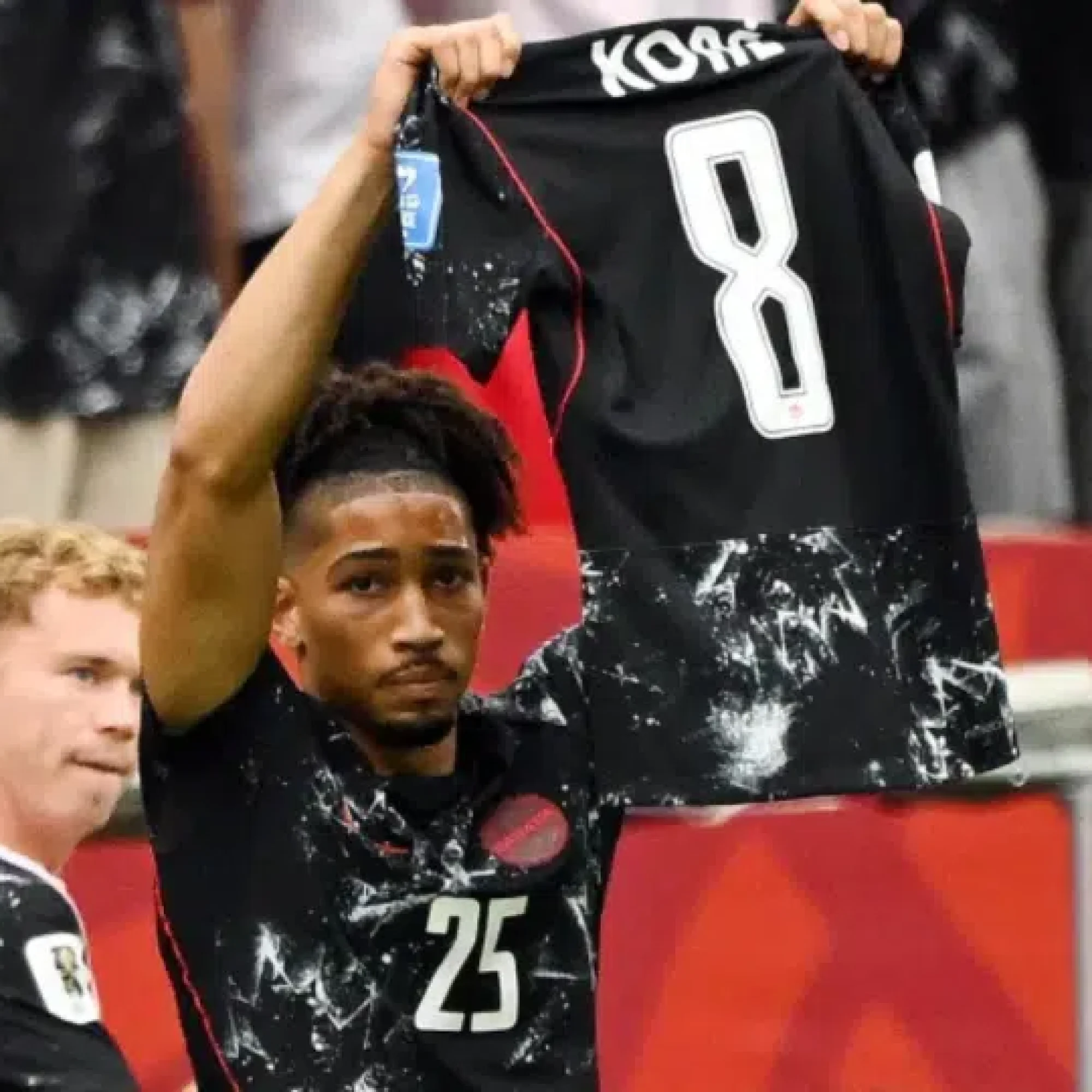 Canada hit six as Qatar collapse in Vancouver World Cup match
