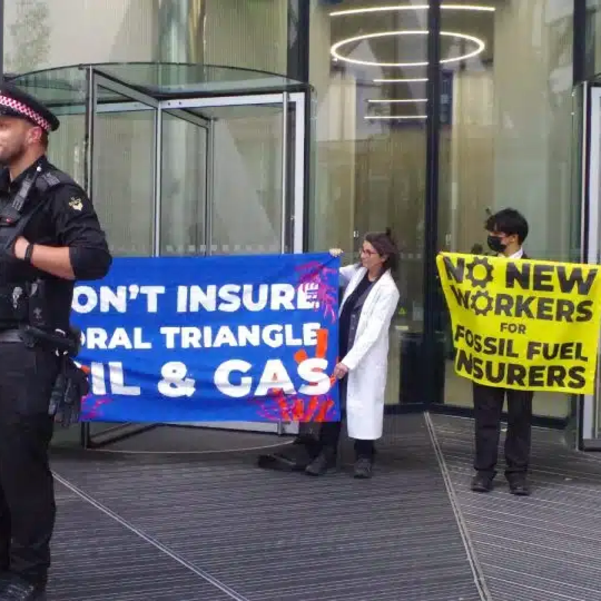 Students occupy Gherkin foyer in protest against fossil gas insurance