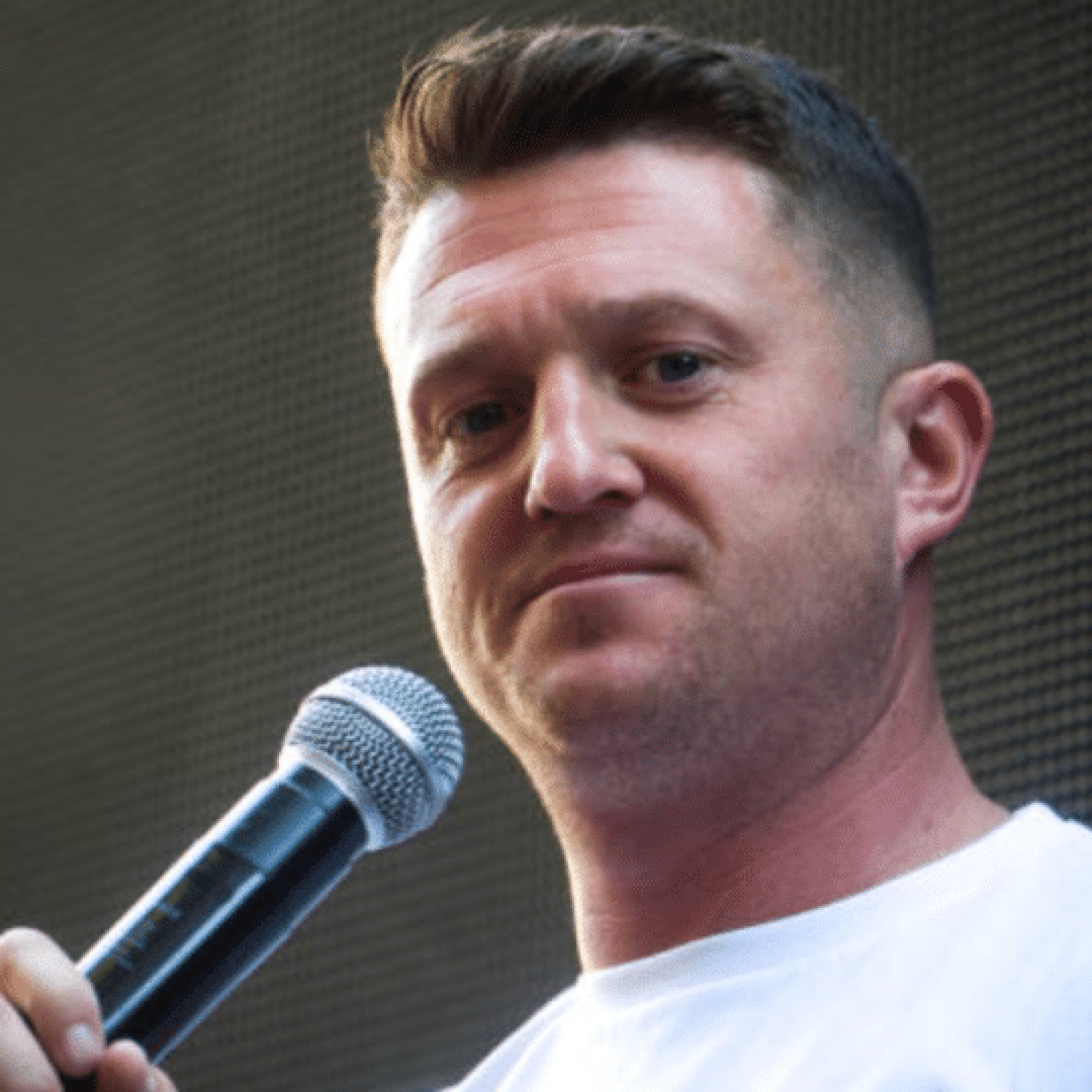 Oxford debate with Tommy Robinson and assorted scum to go ahead