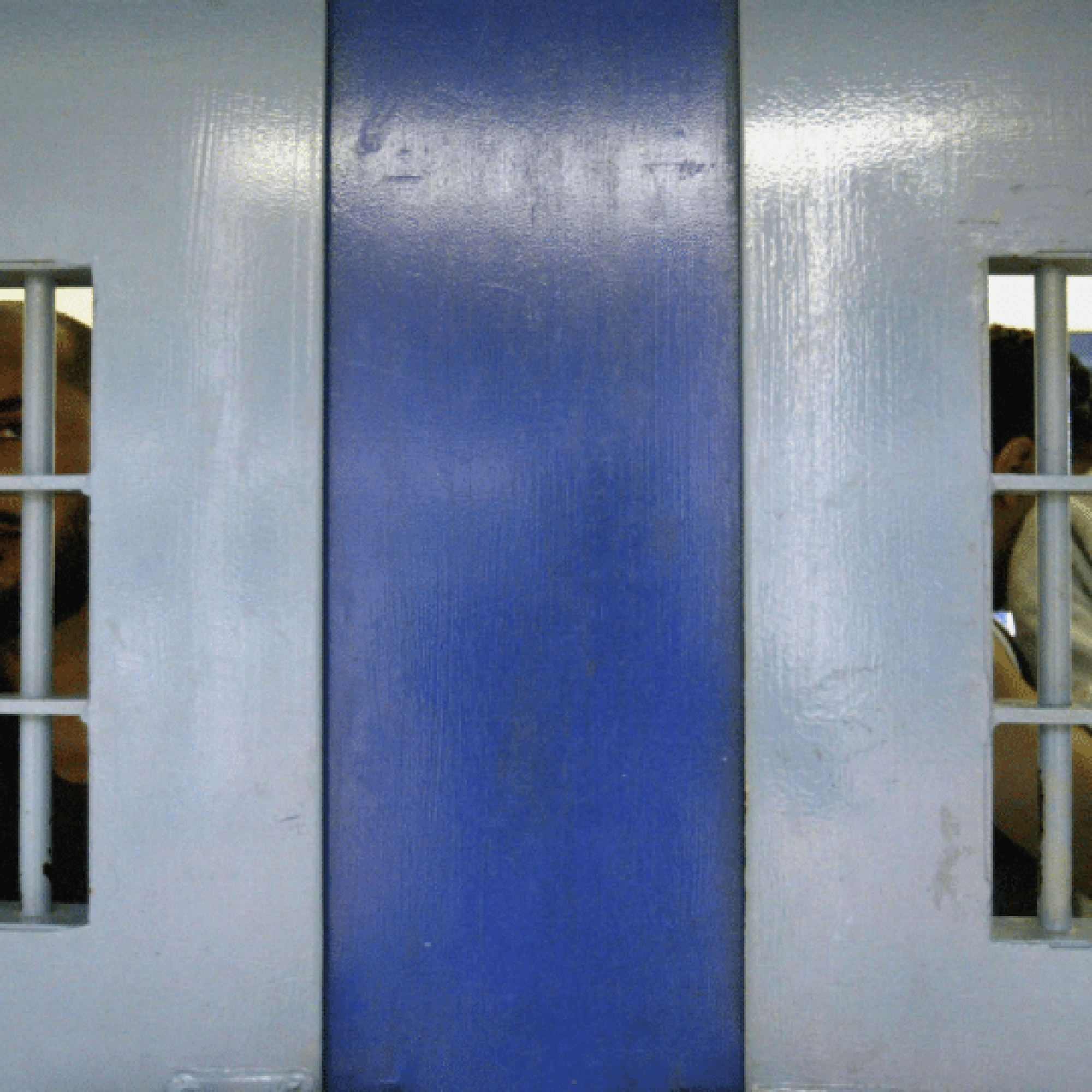 Even eyesight is restricted for Palestinian prisoners in Israel’s tortorous prisons