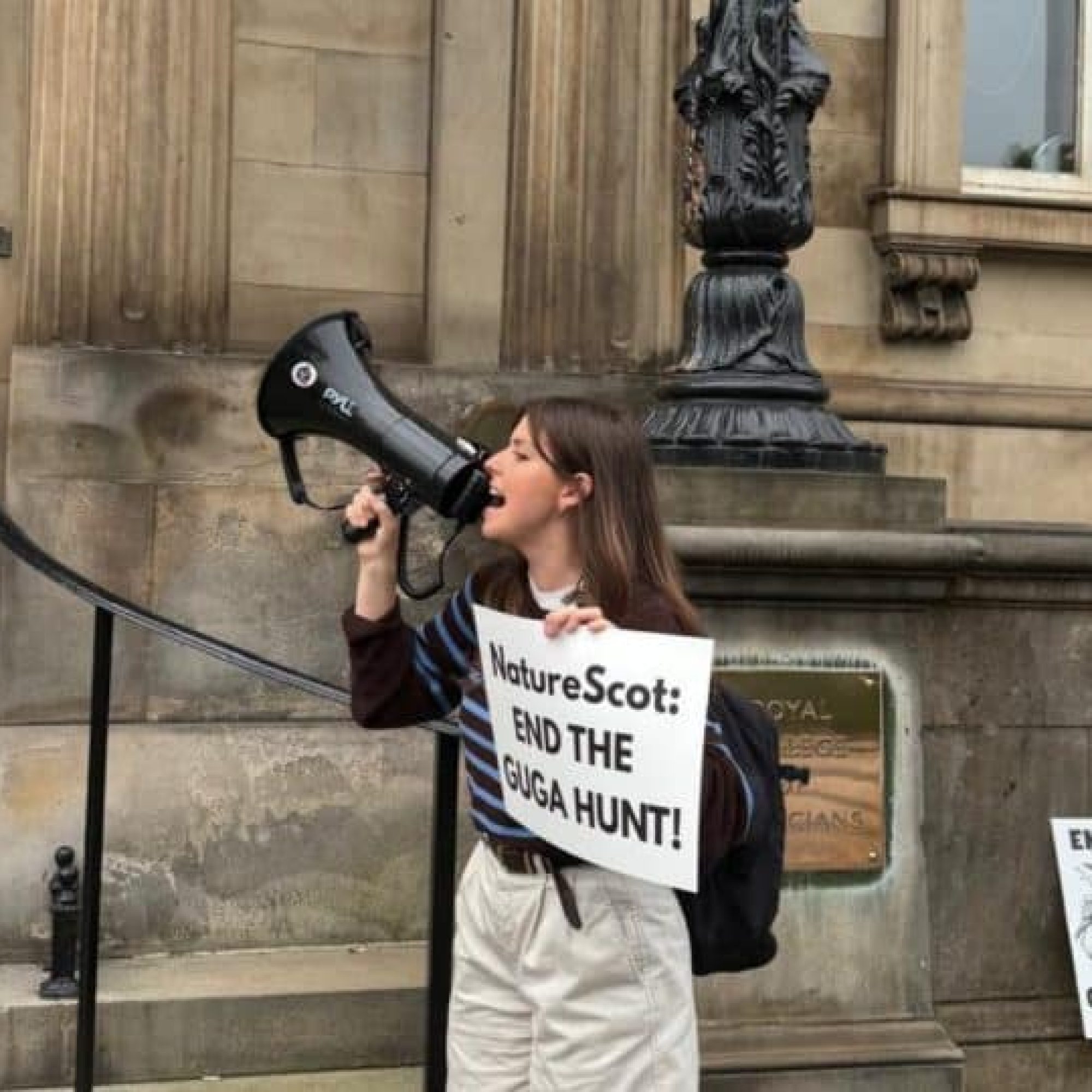 Protesters confront NatureScot at biodiversity conference over guga hunt licence