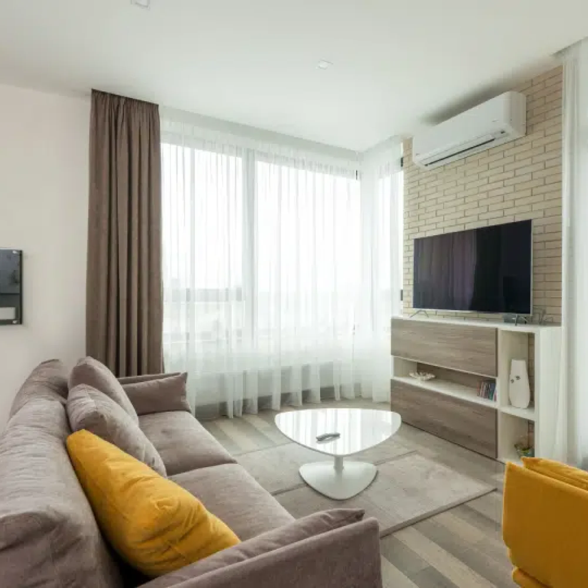 Hot weather boosts requests for air conditioning installations
