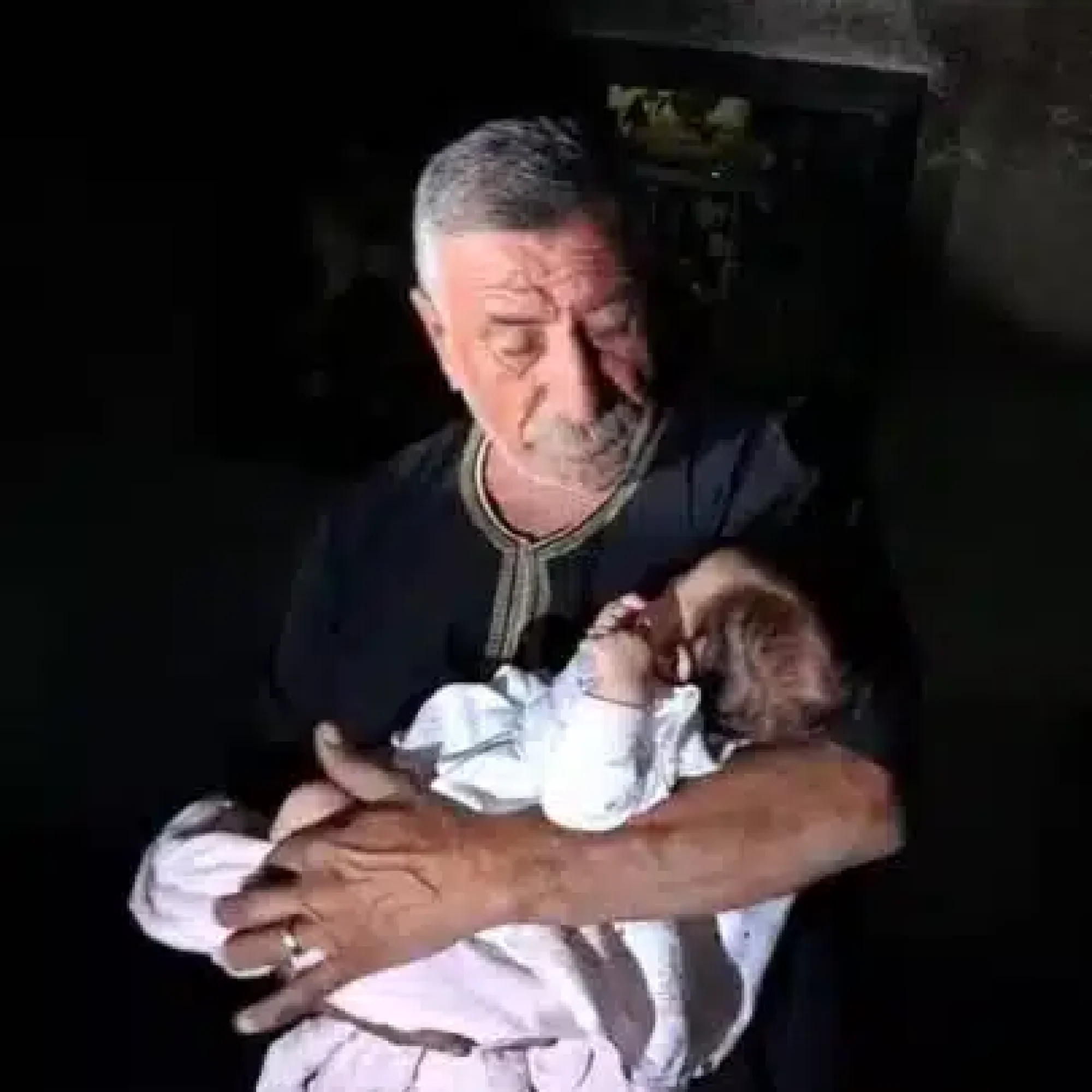 ‘Israeli’ settlers nearly kill newborn baby in arson attack