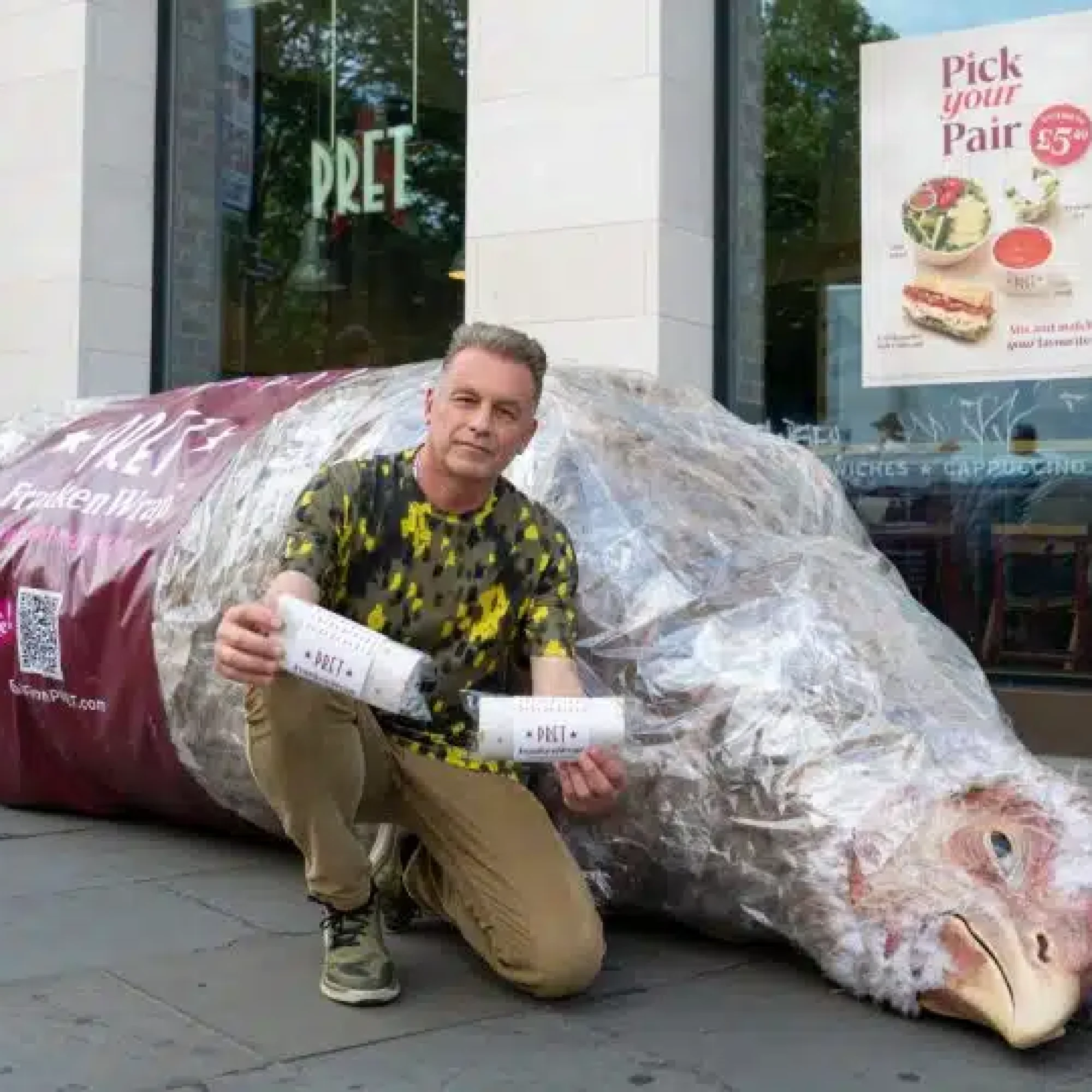 Chris Packham ‘won’t set foot in Pret’ as chicken welfare row erupts