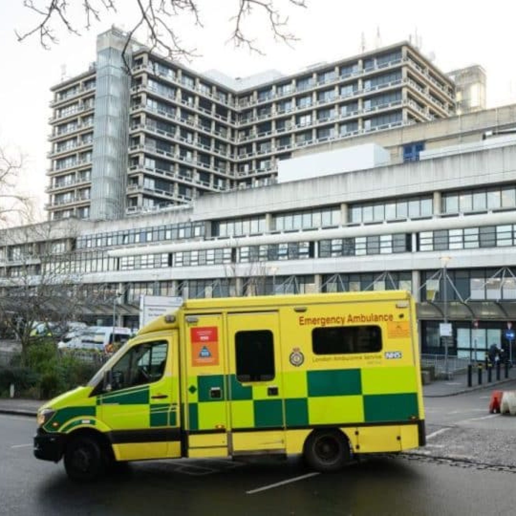 Watch: Starmer’s pharma deal with US will “cause over 200,000 avoidable deaths”