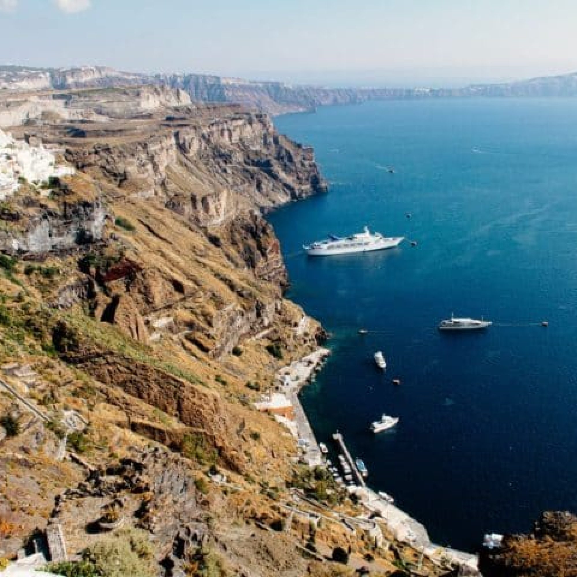 What to Know Before Taking a Helicopter from Athens to Folegandros
