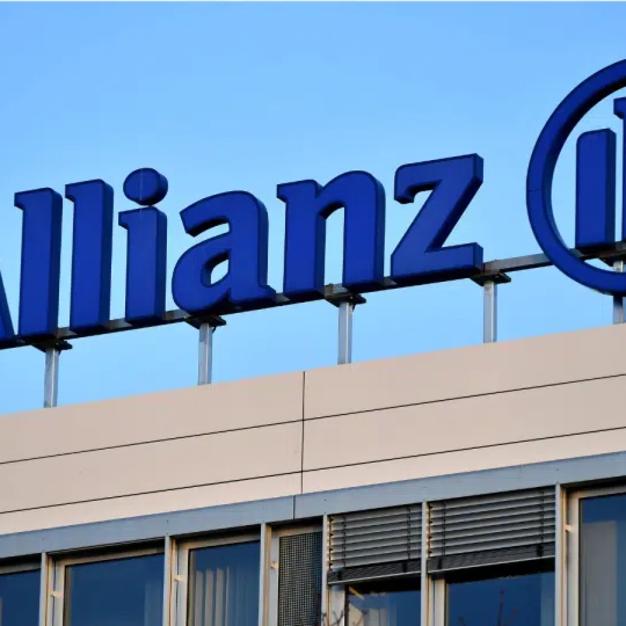 Allianz Ireland exec makes feeble attempt to defend funding genocide