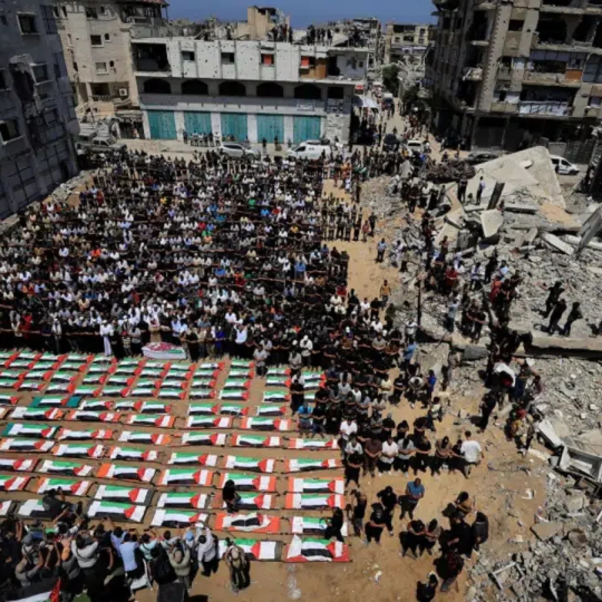 Gaza recovers 112 bodies after painstaking recovery effort